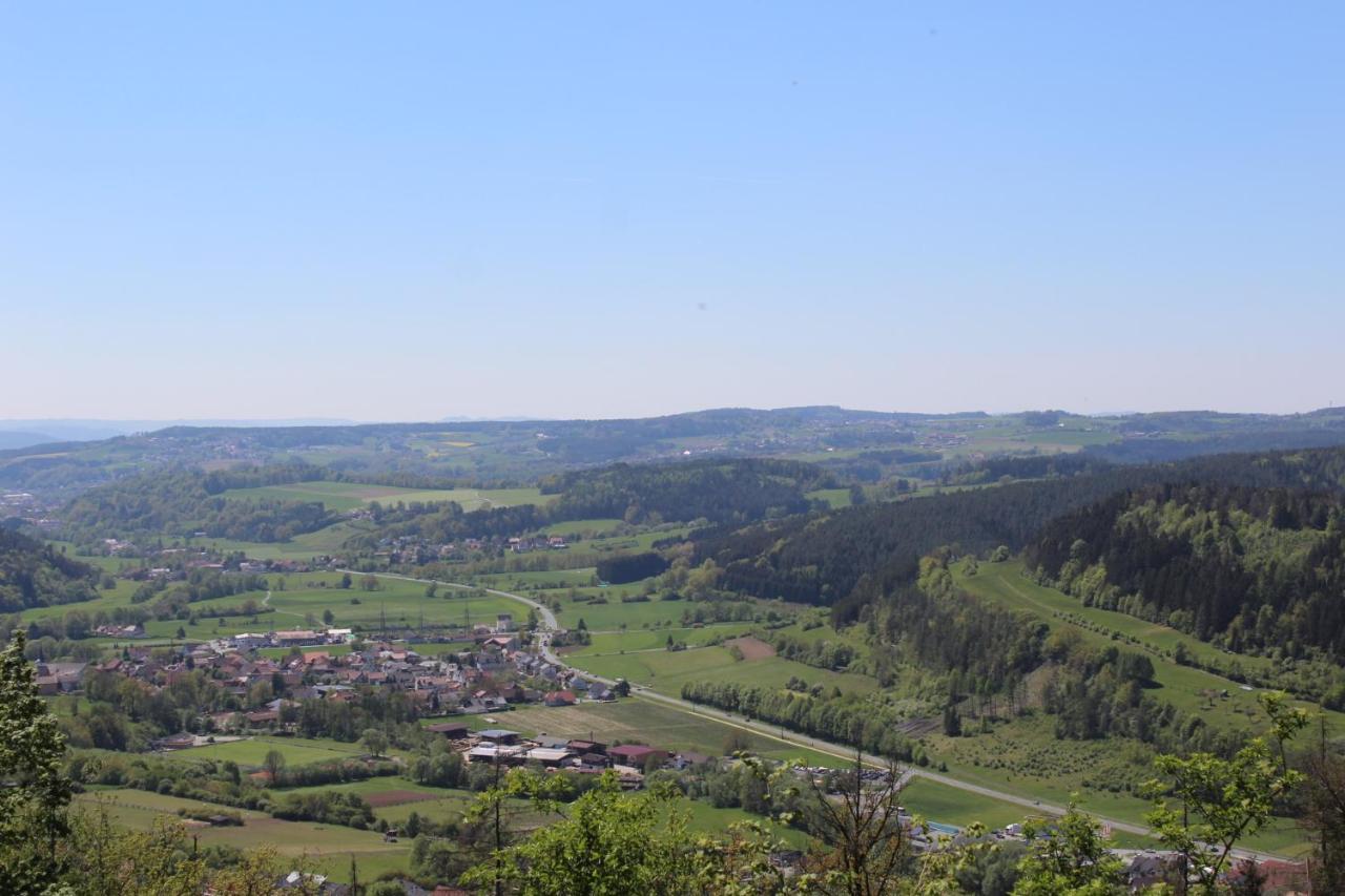 Moderne Ferienwohnung Mit Eigenem Garten Und Traumhaften Blick Wilhelmsthal Екстериор снимка