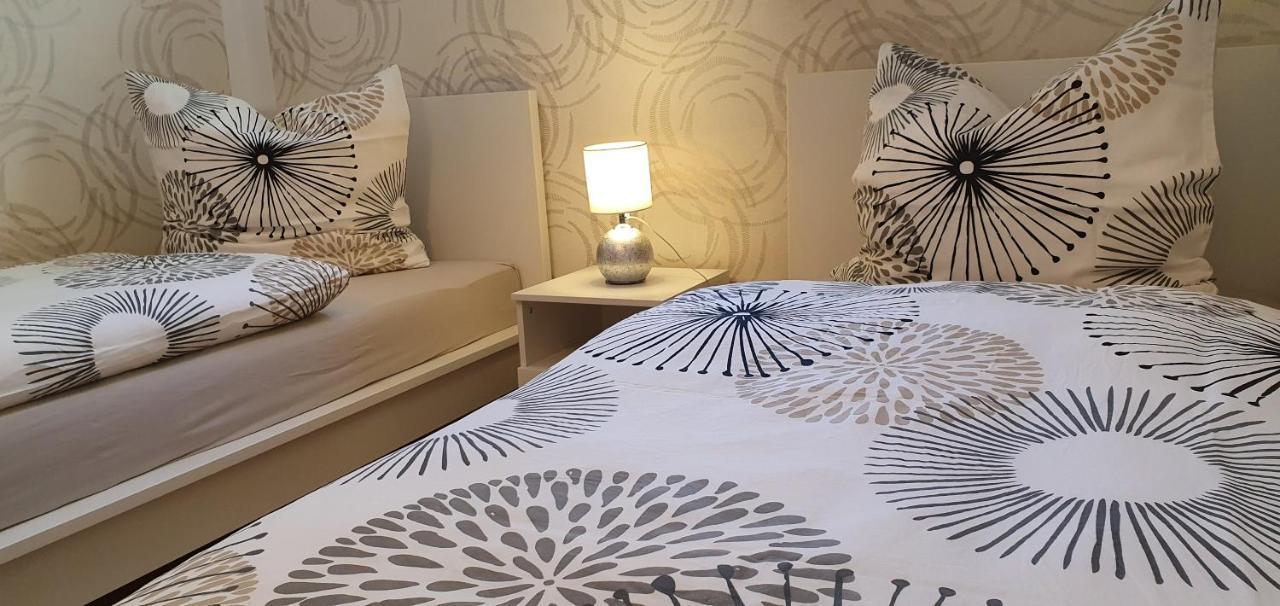 Moderne Ferienwohnung Mit Eigenem Garten Und Traumhaften Blick Wilhelmsthal Екстериор снимка